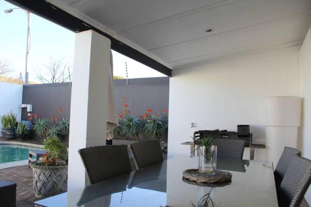 Olive Grove On Provident * Cape Town